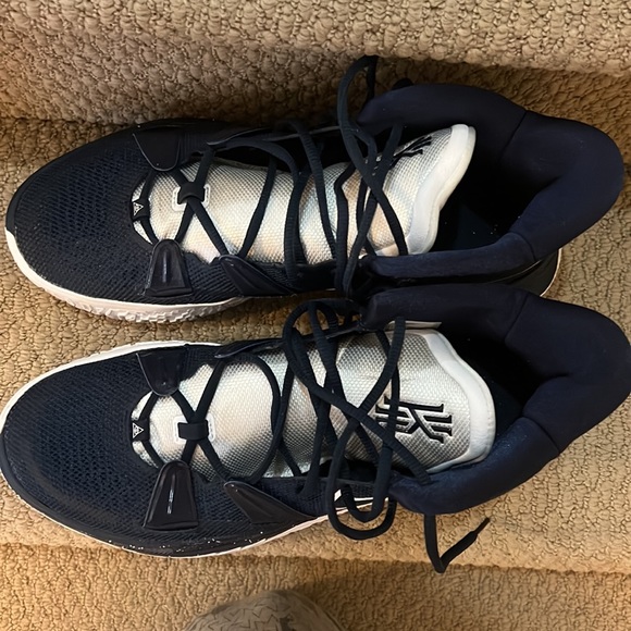 Nike Kyrie 7 Size 13 - Picture 5 of 11